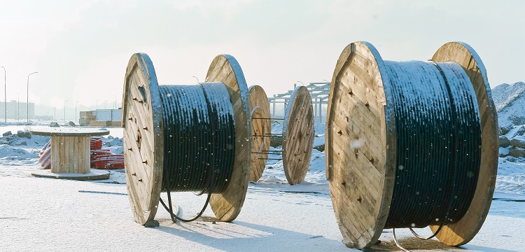 如何判斷危廢和固廢 危廢和固廢的判定標準?租用農田處理廢油桶致土壤污染 ,三家出售危廢的公司被列為共同被告,這三家公司將面臨哪些處罰  健明迪檢測